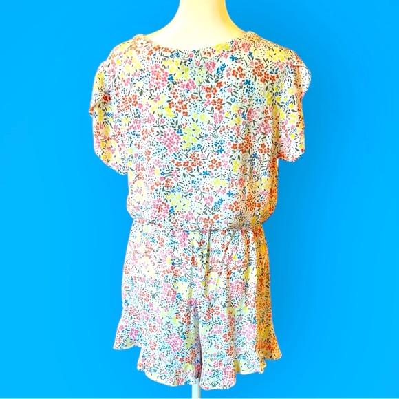 LOFT, LIKE NEW FLORAL WRAP ROMPER, Sz 6 - Picture 3 of 11